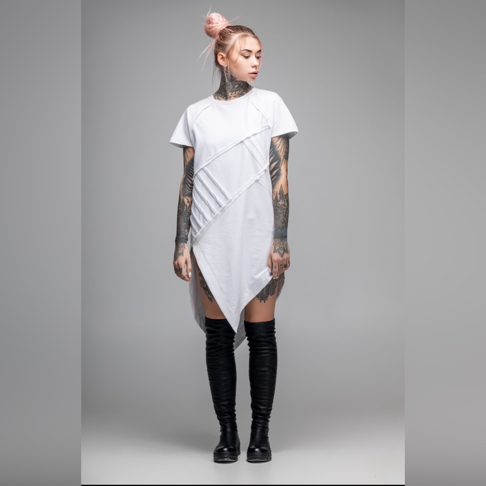 MDNT:45 Asymmetric White T-Shirt Dress in XL/Size 10